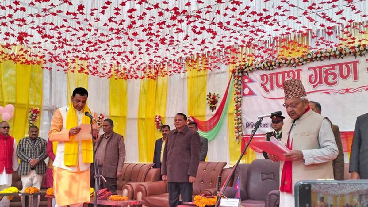 मधेश प्रदेशका मुख्यमन्त्री यादवसहित तीन मन्त्रीले लिए सपथ 